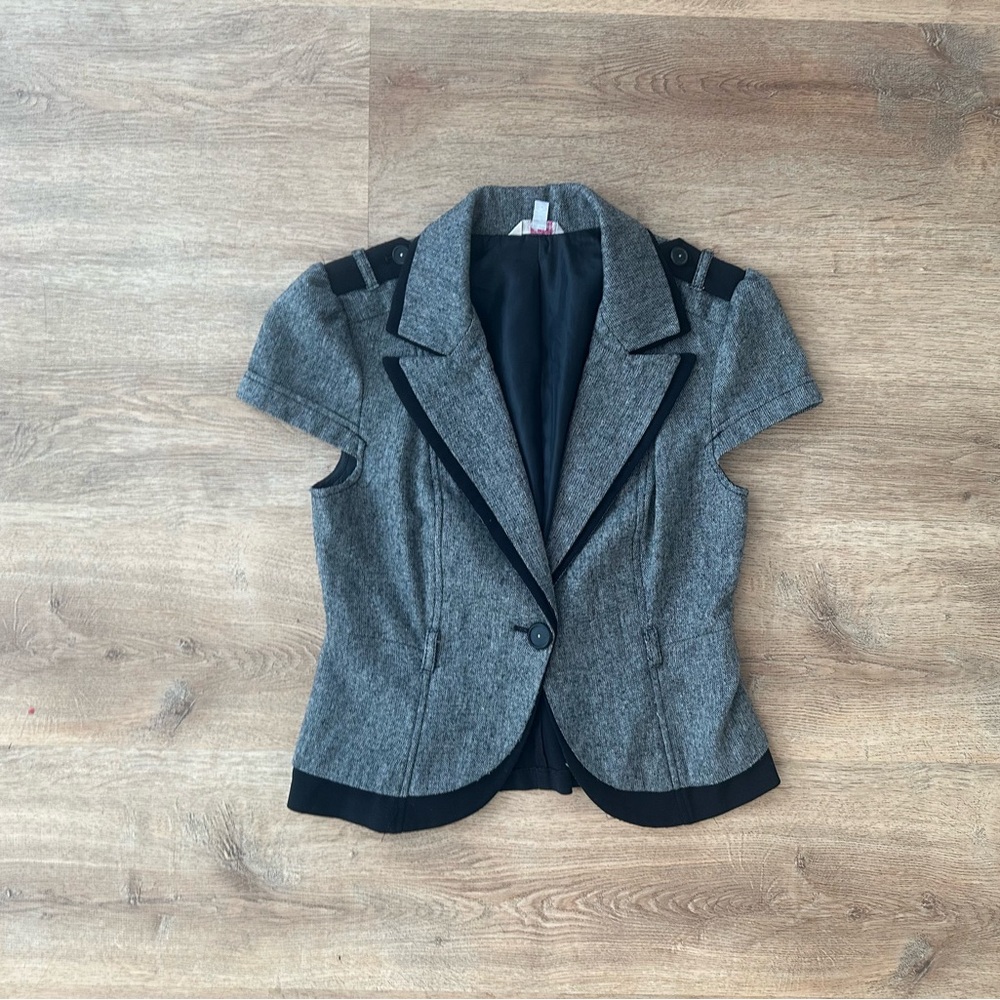 Women's Gray Short Sleeve Blazer